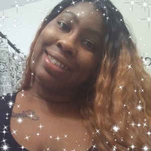 Meet your Posher, Chanelle